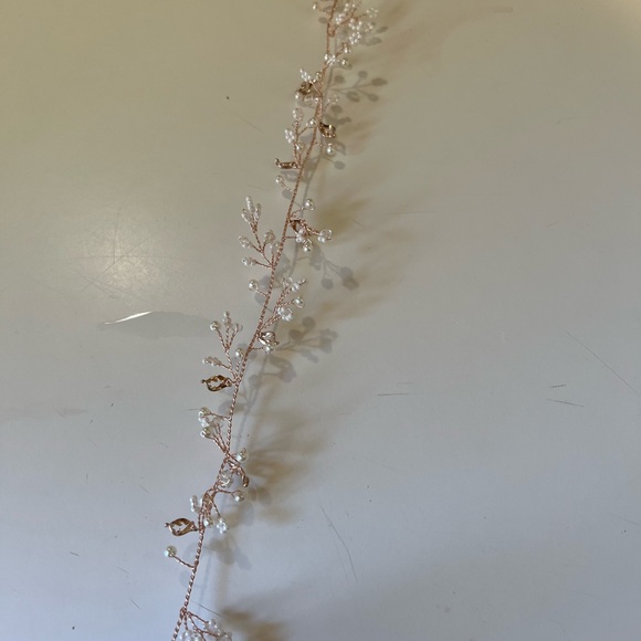 Hair Accessory - Picture 3 of 5